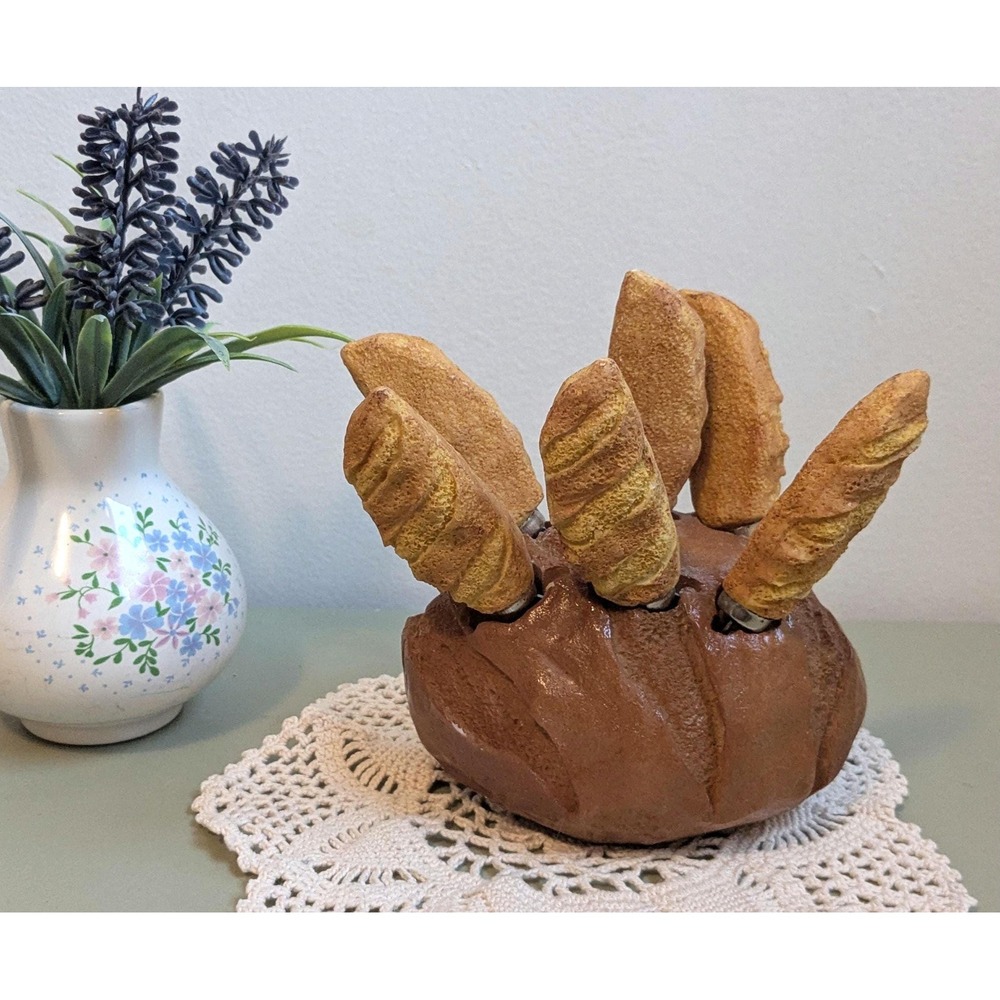 Whimsical Bread Spreaders Set of 6 With Loaf Holder Kitchen Table Decor